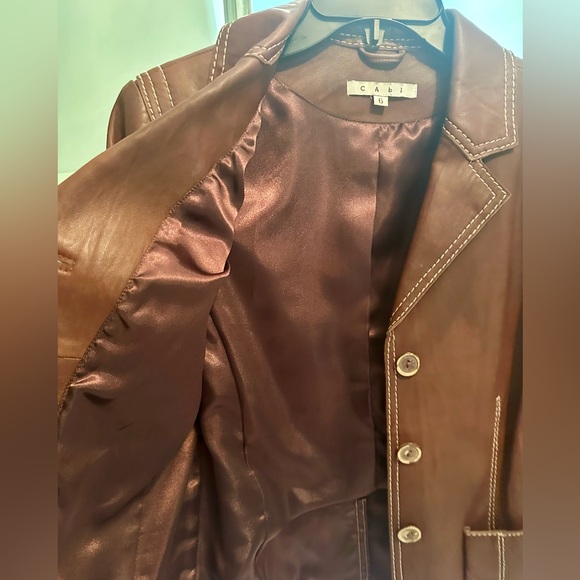 CAbi Brown Leather Jacket with Contrast Stitching Women’s Size 6 Six - Picture 5 of 7